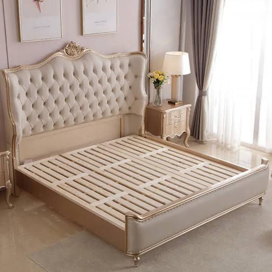 Queen Bed Premium - Image 3
